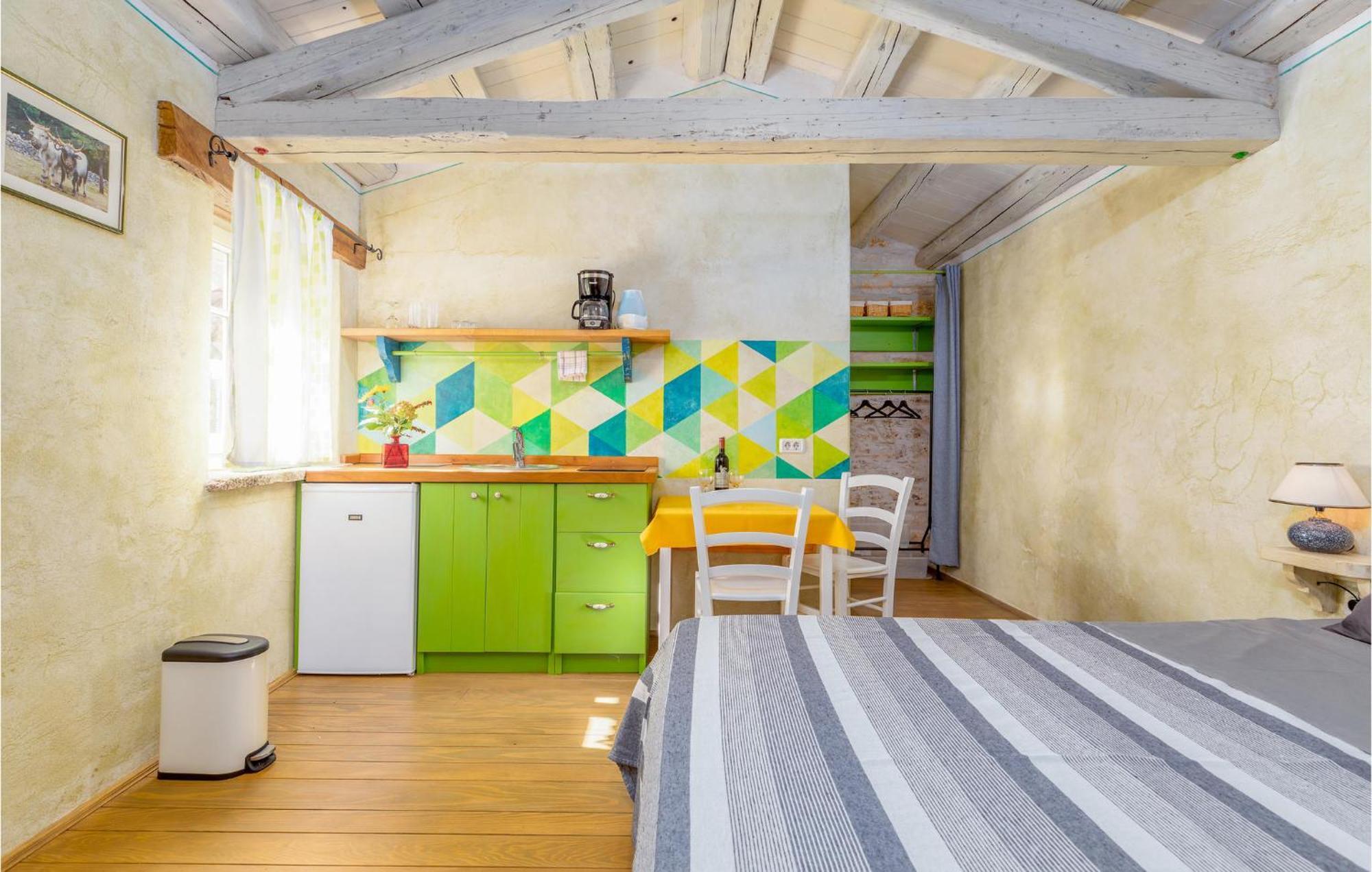 Awesome Apartment In Žminj Exterior foto